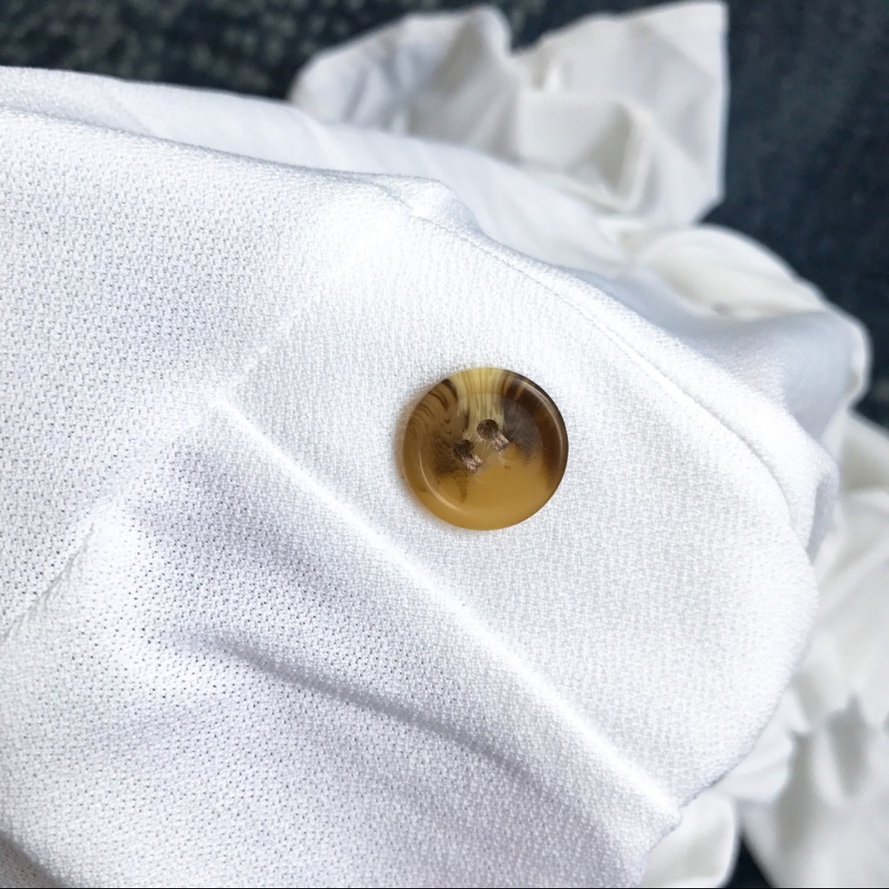 🆕 WHITE RUFFLE OPEN SHOULDER BUTTON MIDI DRESS! - Picture 5 of 10